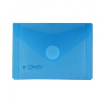 Sobre A7 PP 120x85mm cierre con velcro azul transparente.